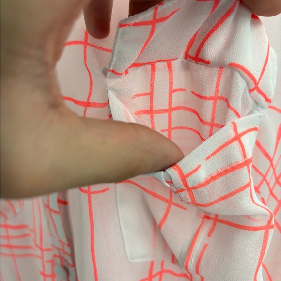 Torrid Womens Coral And Sheer White Sleeveless polyester Shirt Size 1x - Picture 10 of 15